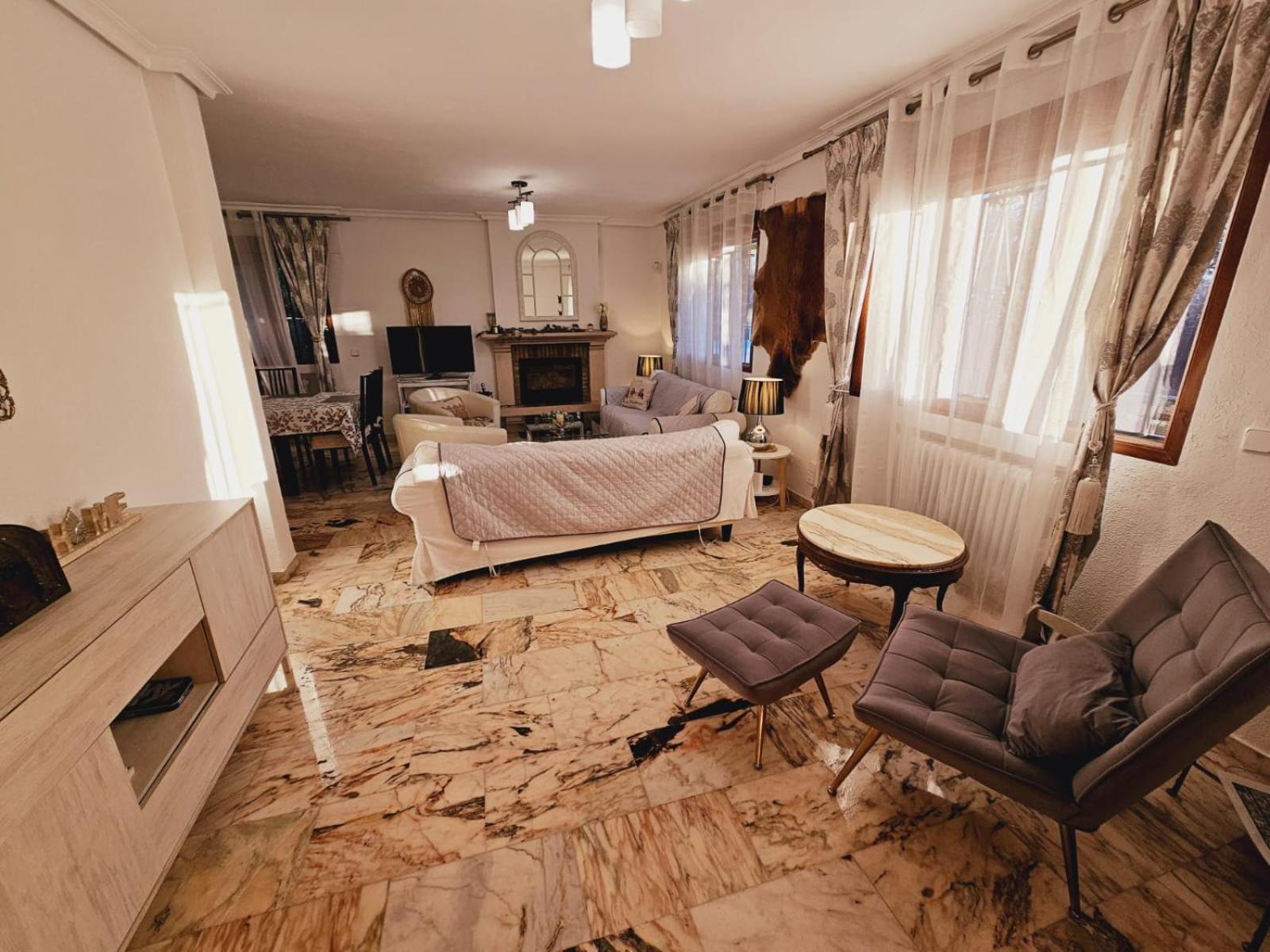 Villa Monika Alpedrete Luaran gambar