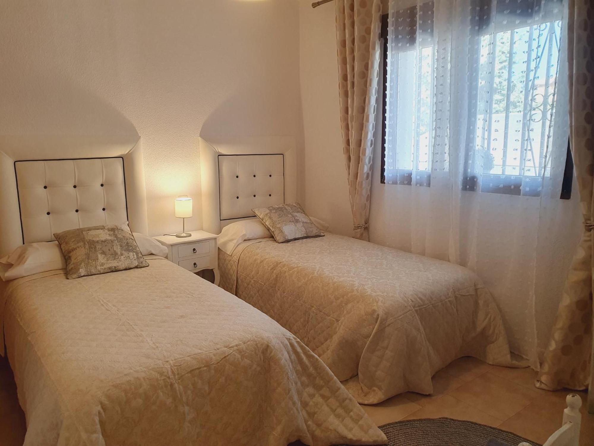 Villa Monika Alpedrete Luaran gambar