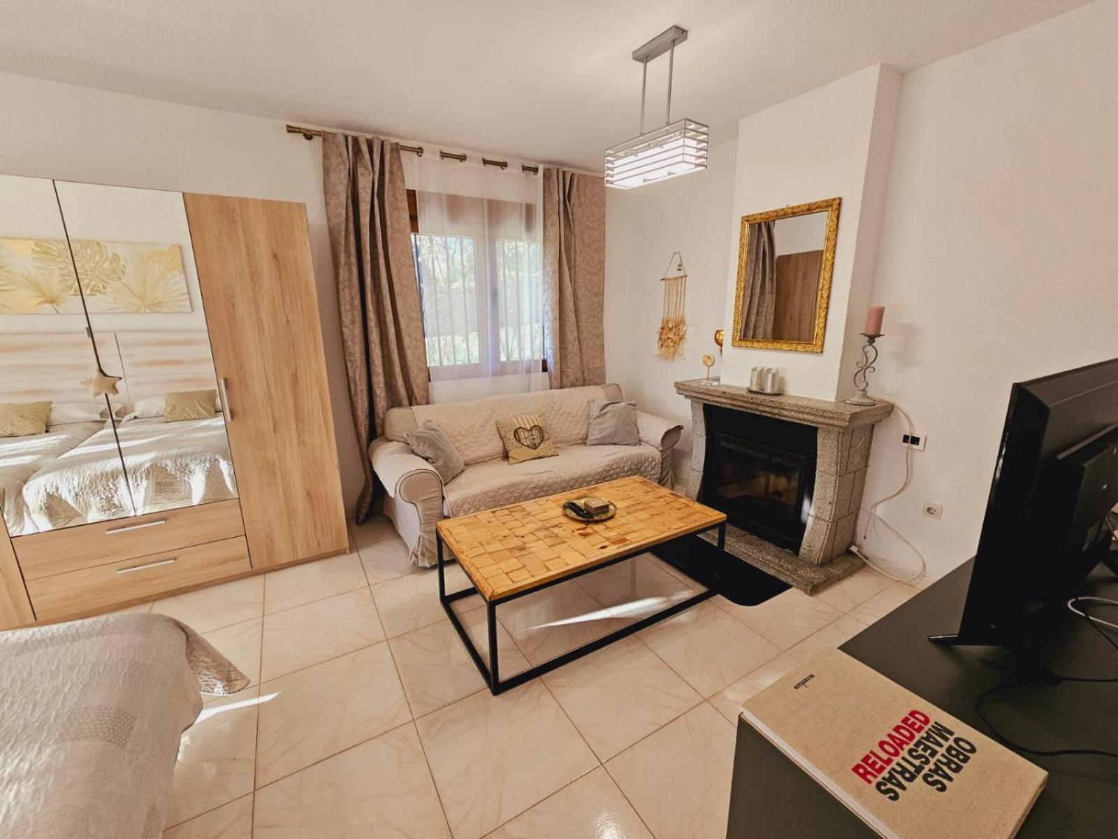 Villa Monika Alpedrete Luaran gambar